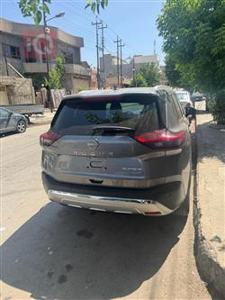 نیسان رۆگ